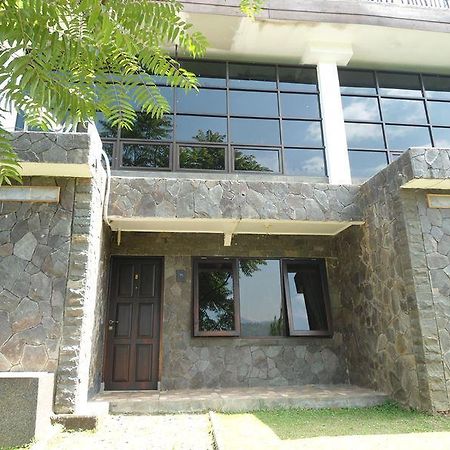 Detuik Resto Resort Bandung Zewnętrze zdjęcie